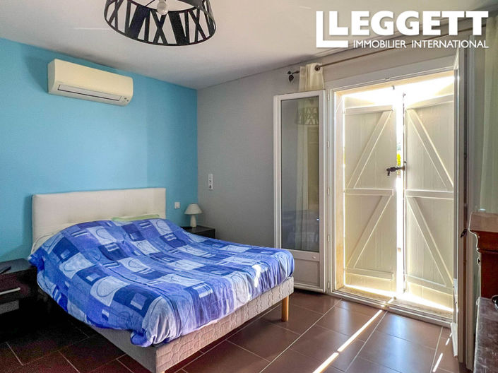 Image No.5-4 Bed House for sale