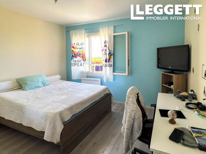 Image No.7-4 Bed House for sale