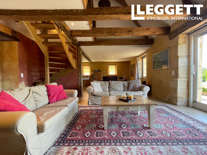 Image No.10-8 Bed House for sale