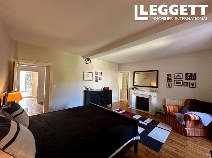 Image No.6-4 Bed House for sale