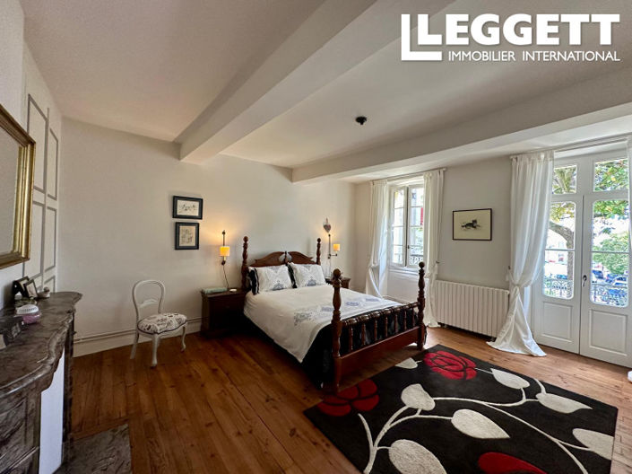 Image No.9-4 Bed House for sale