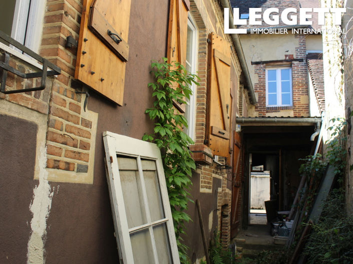 Image No.2-2 Bed House for sale