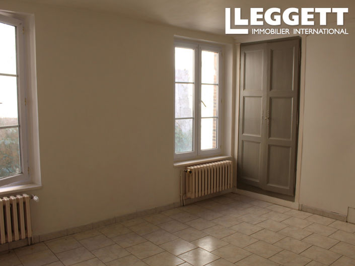 Image No.6-2 Bed House for sale