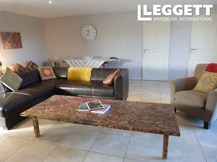 Image No.5-4 Bed House for sale