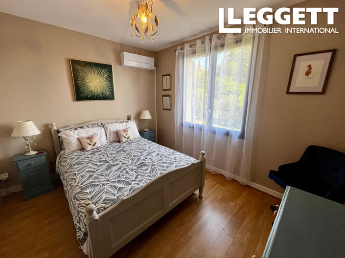 Image No.7-4 Bed House for sale