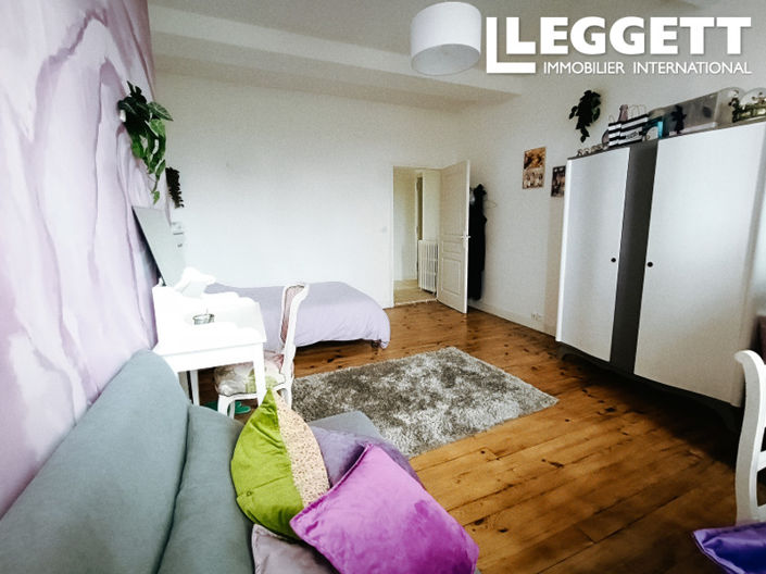 Image No.10-4 Bed House for sale