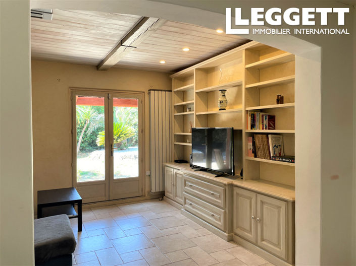 Image No.4-5 Bed House for sale