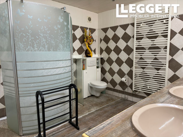 Image No.7-3 Bed House for sale