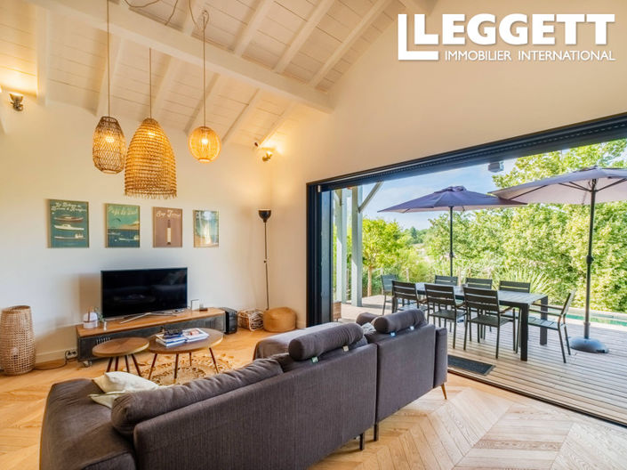 Image No.6-4 Bed House for sale