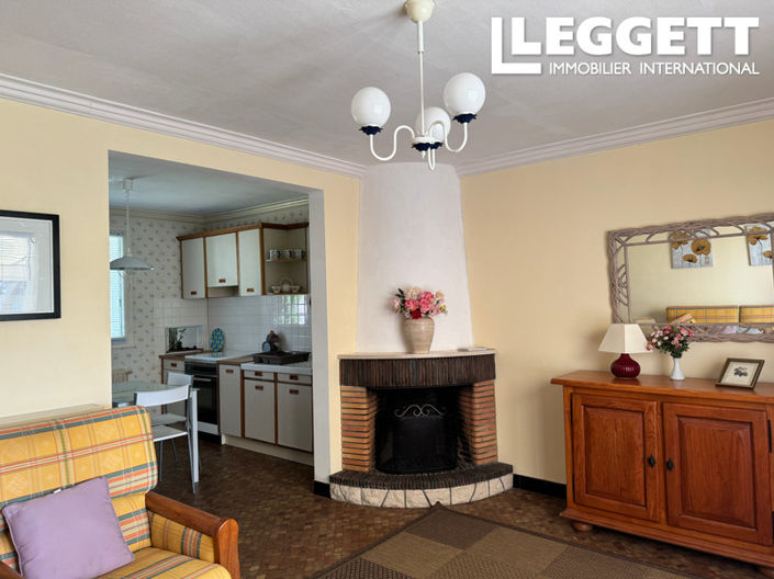 Image No.5-2 Bed House for sale