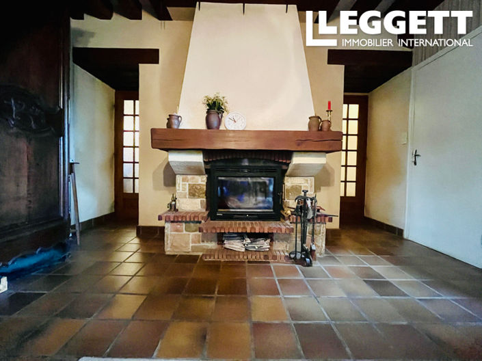 Image No.9-3 Bed House for sale