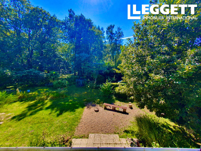 Image No.7-5 Bed House for sale