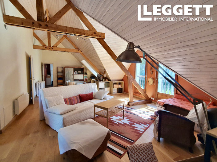 Image No.9-5 Bed House for sale