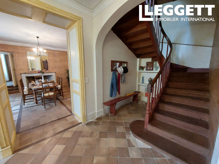 Image No.5-6 Bed House for sale