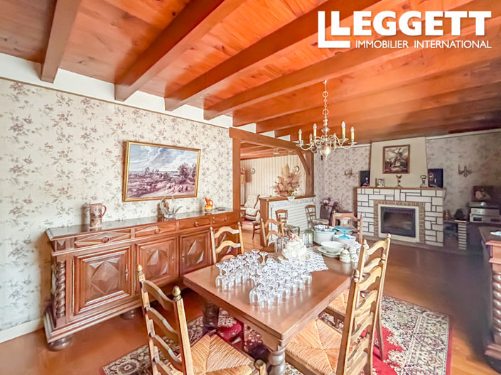 Image No.5-7 Bed House for sale