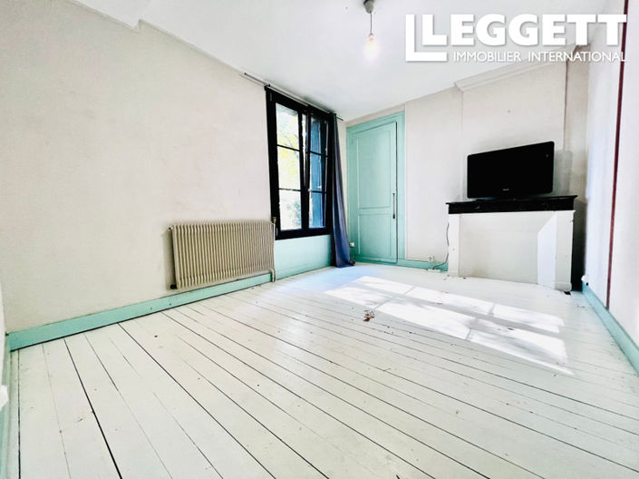 Image No.7-5 Bed House for sale