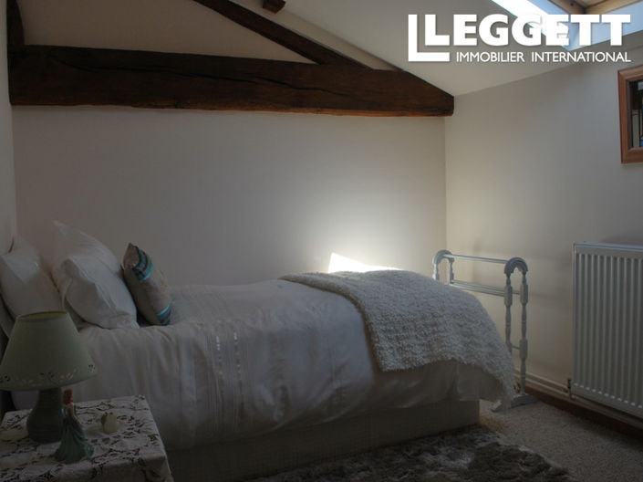 Image No.7-3 Bed House for sale