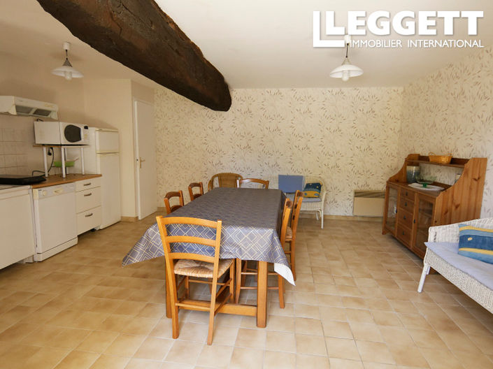 Image No.8-10 Bed House for sale