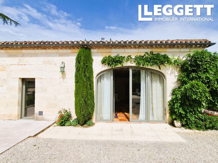 Image No.10-5 Bed Chateaux for sale