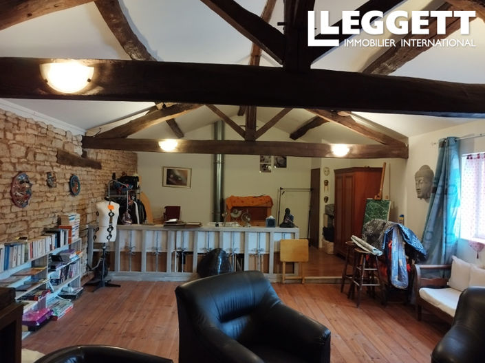 Image No.8-4 Bed House for sale