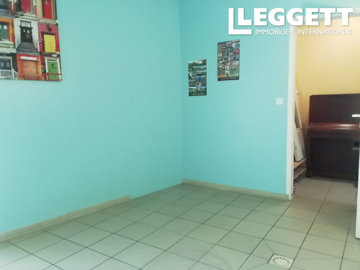 ahr0chm6ly9jzg4uagvzdglhlmltbw8vaw1hz2uvvevom