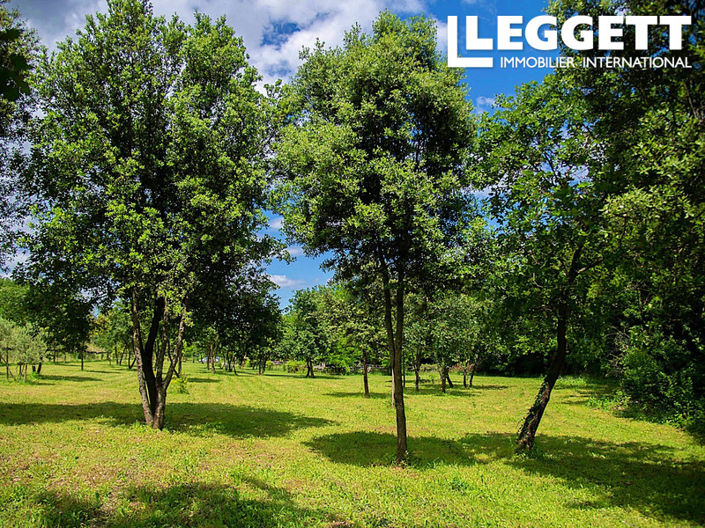 Image No.10-17 Bed House for sale