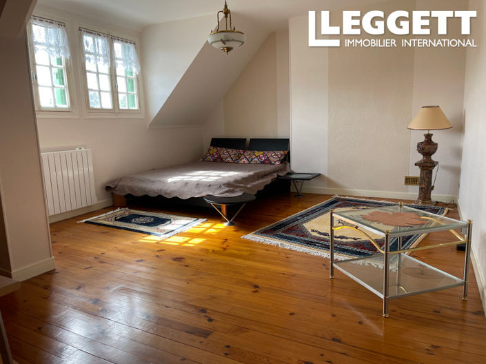 Image No.8-4 Bed House for sale