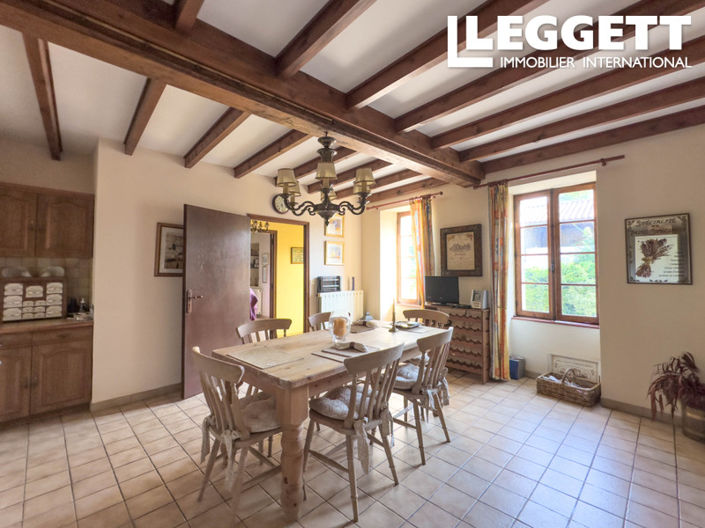 Image No.6-4 Bed House for sale