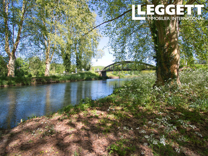 Image No.4-8 Bed House for sale