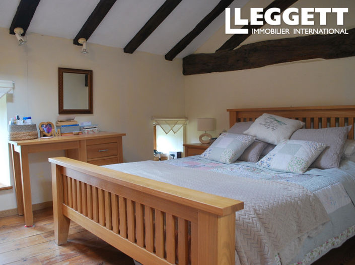 Image No.4-9 Bed House for sale