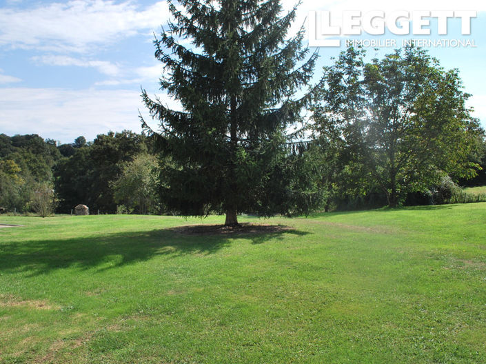 Image No.5-9 Bed House for sale