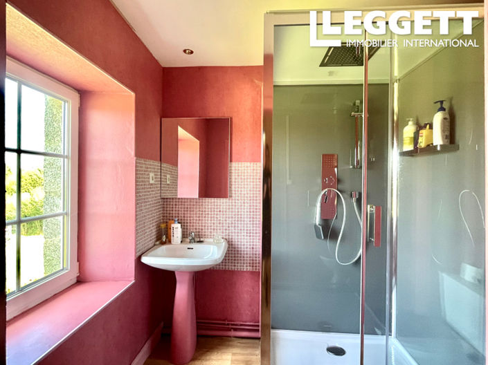 Image No.7-3 Bed House for sale