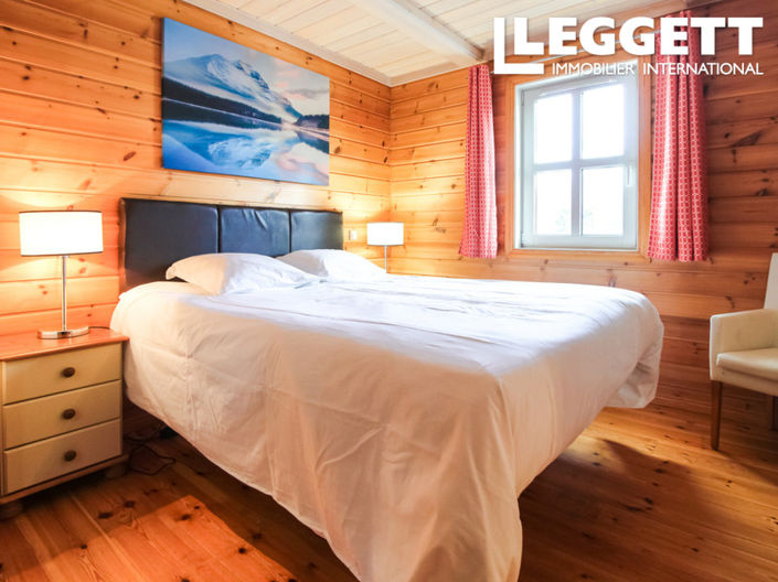 Image No.5-4 Bed House for sale