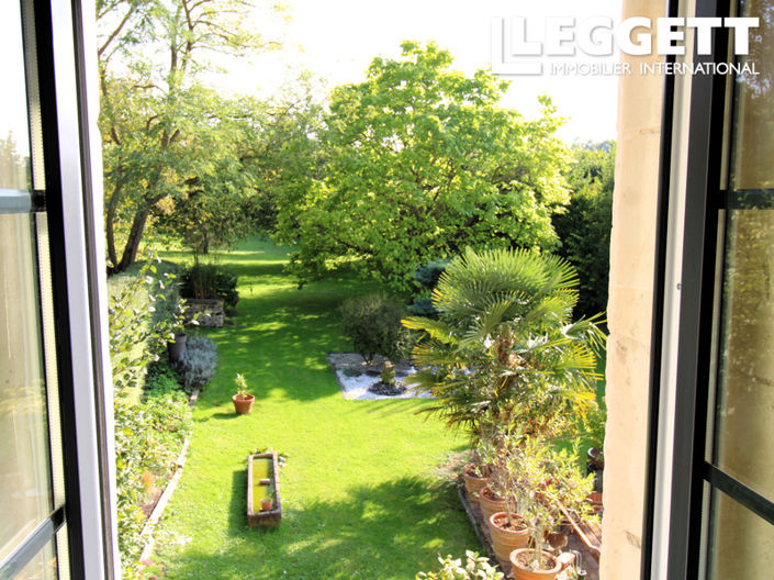 Image No.8-11 Bed House for sale