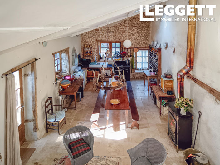 Image No.2-4 Bed House for sale