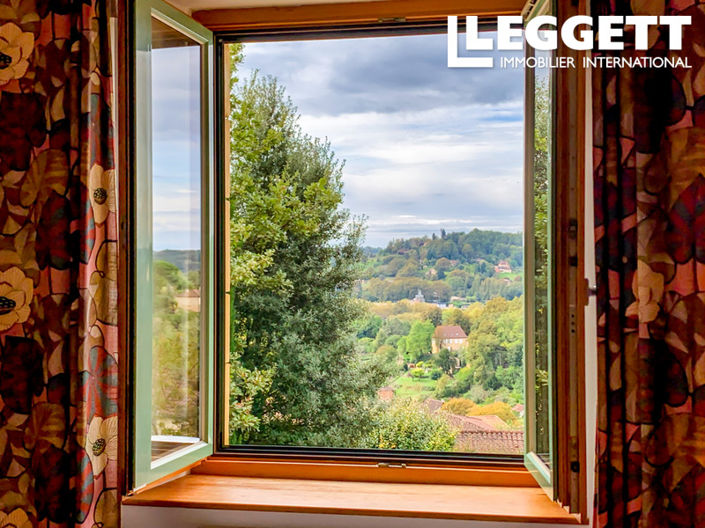 Image No.6-13 Bed House for sale