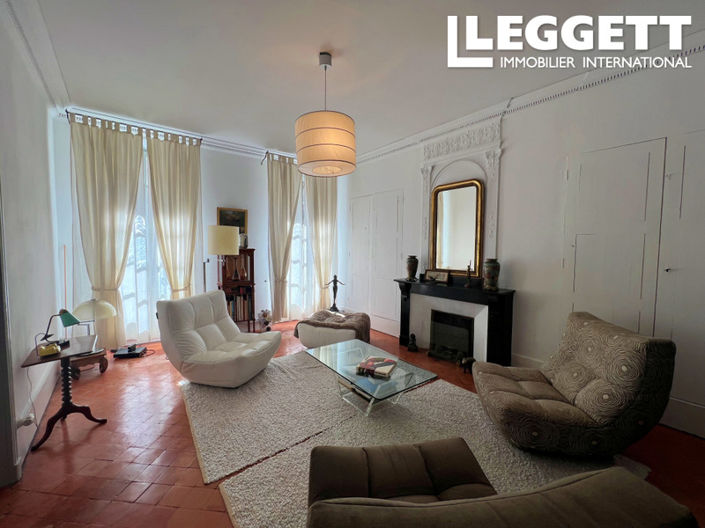 Image No.1-3 Bed House for sale