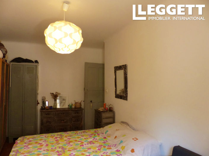 Image No.9-3 Bed House for sale