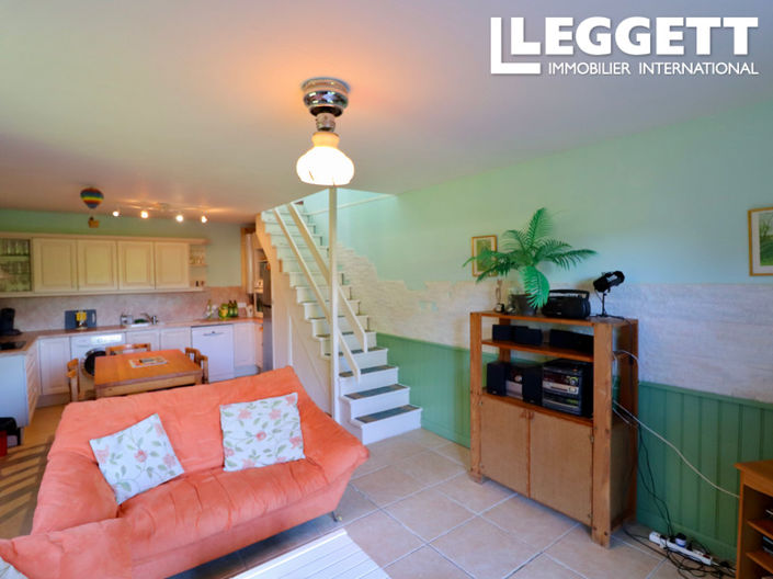 Image No.4-2 Bed House for sale