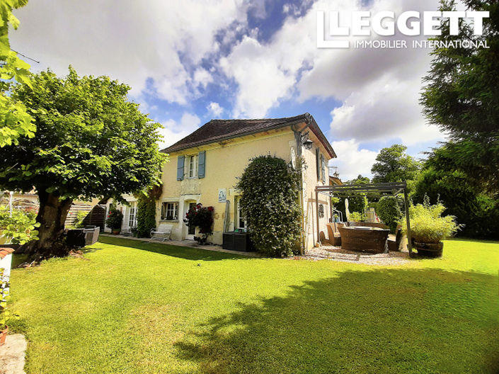 Image No.2-4 Bed House for sale