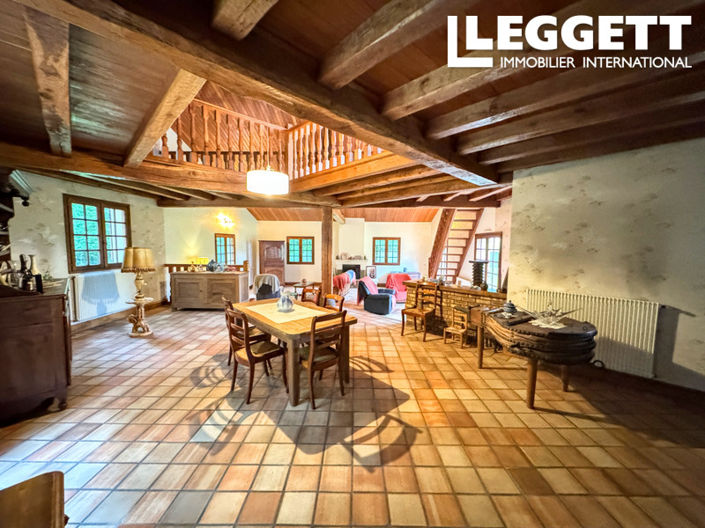 Image No.5-4 Bed House for sale