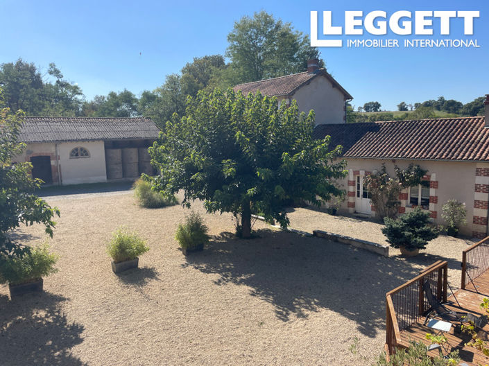 Image No.2-10 Bed House for sale