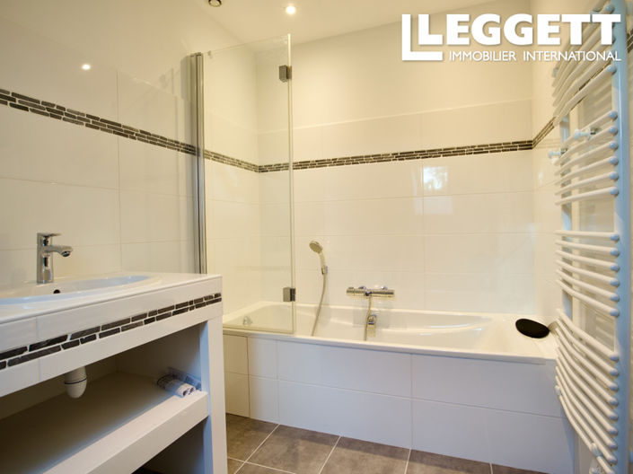 Image No.5-3 Bed House for sale