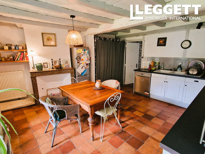 Image No.3-4 Bed House for sale