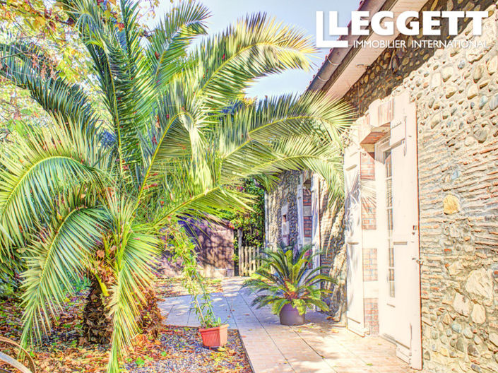 Image No.2-6 Bed House for sale