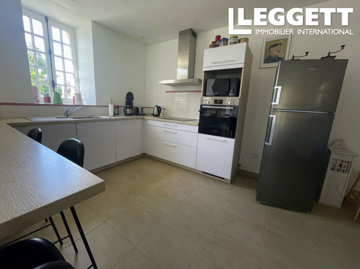 Image No.9-14 Bed Chateaux for sale