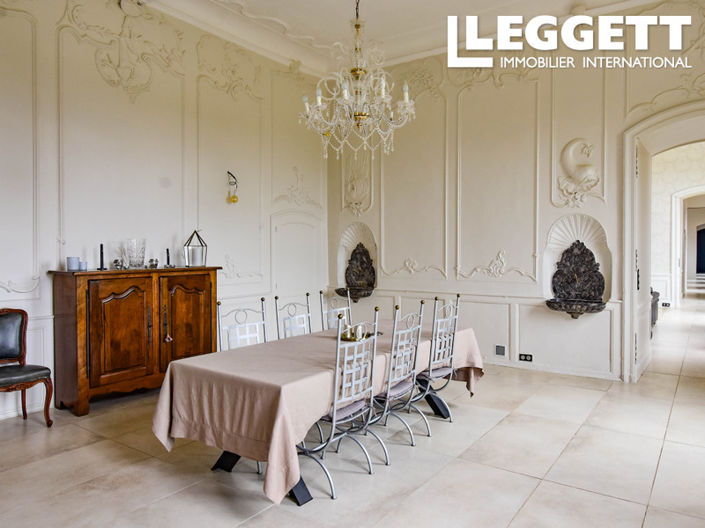 Image No.5-5 Bed House for sale