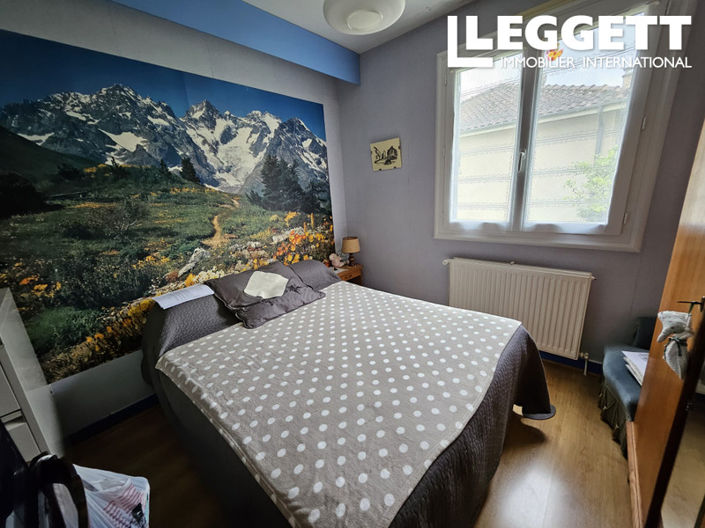 Image No.7-4 Bed House for sale