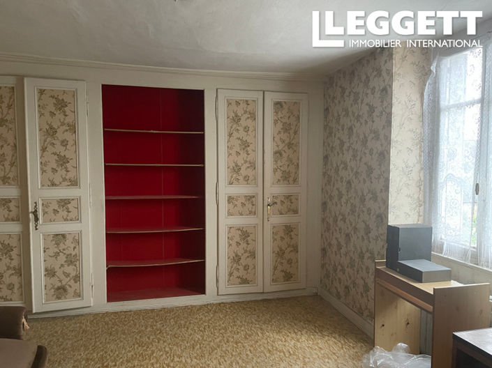 Image No.9-4 Bed House for sale