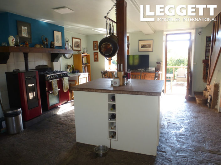 Image No.6-3 Bed House for sale